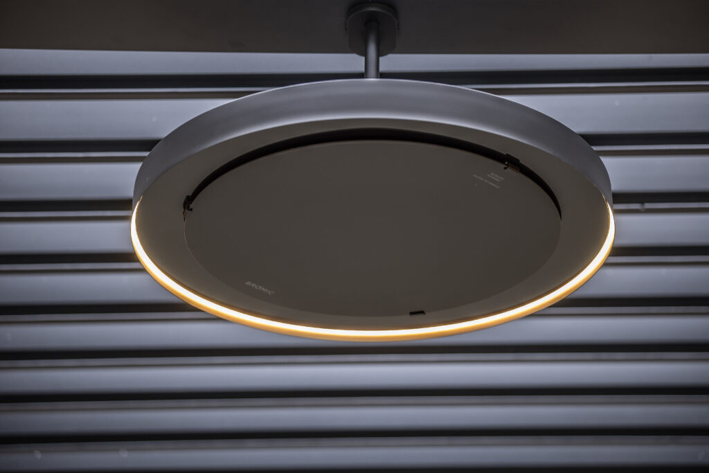 Showroom-Livium Roof Structure